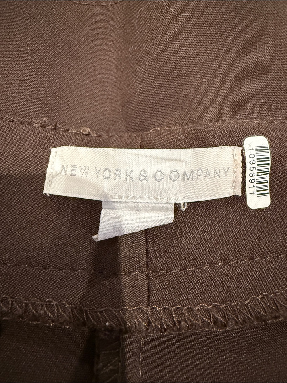 New York & Company High-Waisted Tailored Trousers in Chocolate Brown - Picture 9 of 10